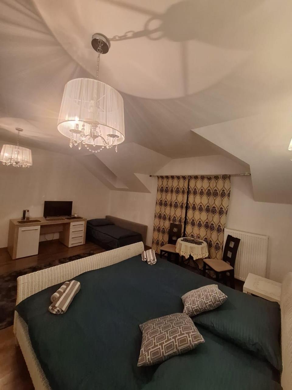 Villa Varzob Warszawa Zewnętrze zdjęcie