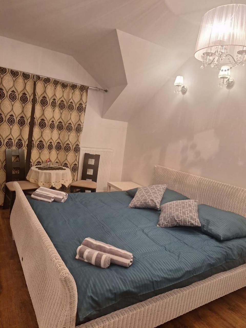 Villa Varzob Warszawa Zewnętrze zdjęcie