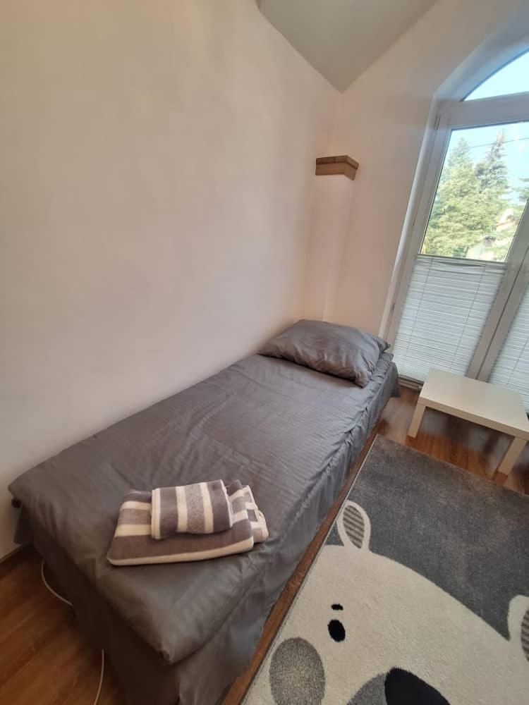 Villa Varzob Warszawa Zewnętrze zdjęcie